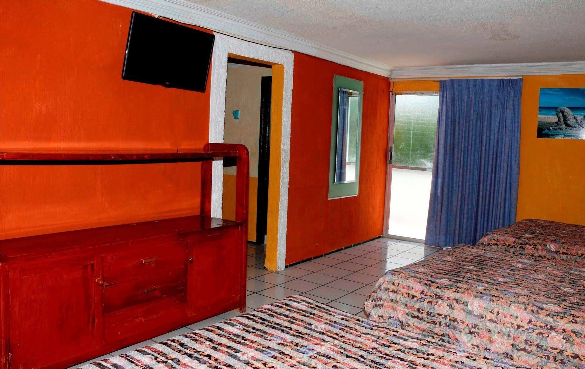 Hotel Suites Elia Noemi Merida Exterior photo